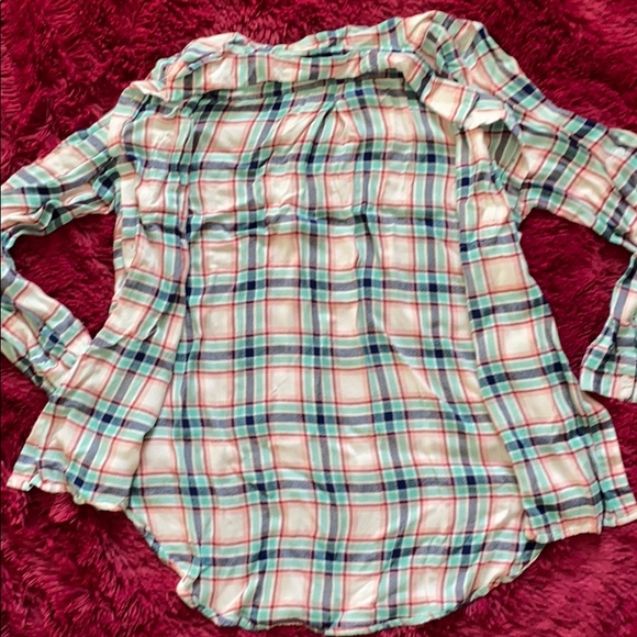 Red Camel mint, navy and red plaid button down top - Picture 2 of 12